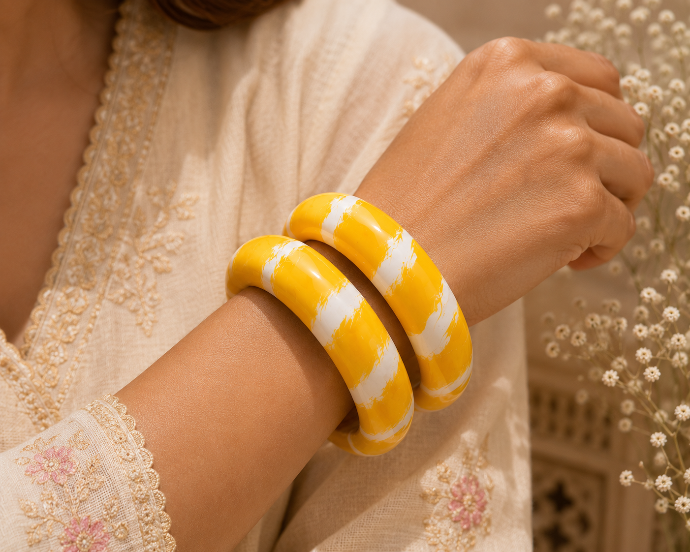 Sunbeam Marble Lac Bangle Set