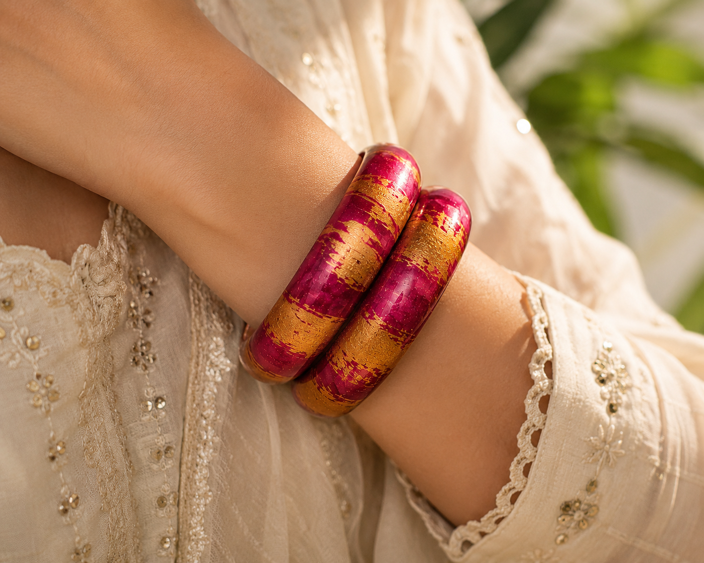 Gulnaar Royale Marble Lac Bangle Set